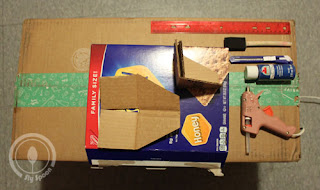 Step by step instructions for creating a big blue cardboard mailbox (DIY) Cardboard Creations