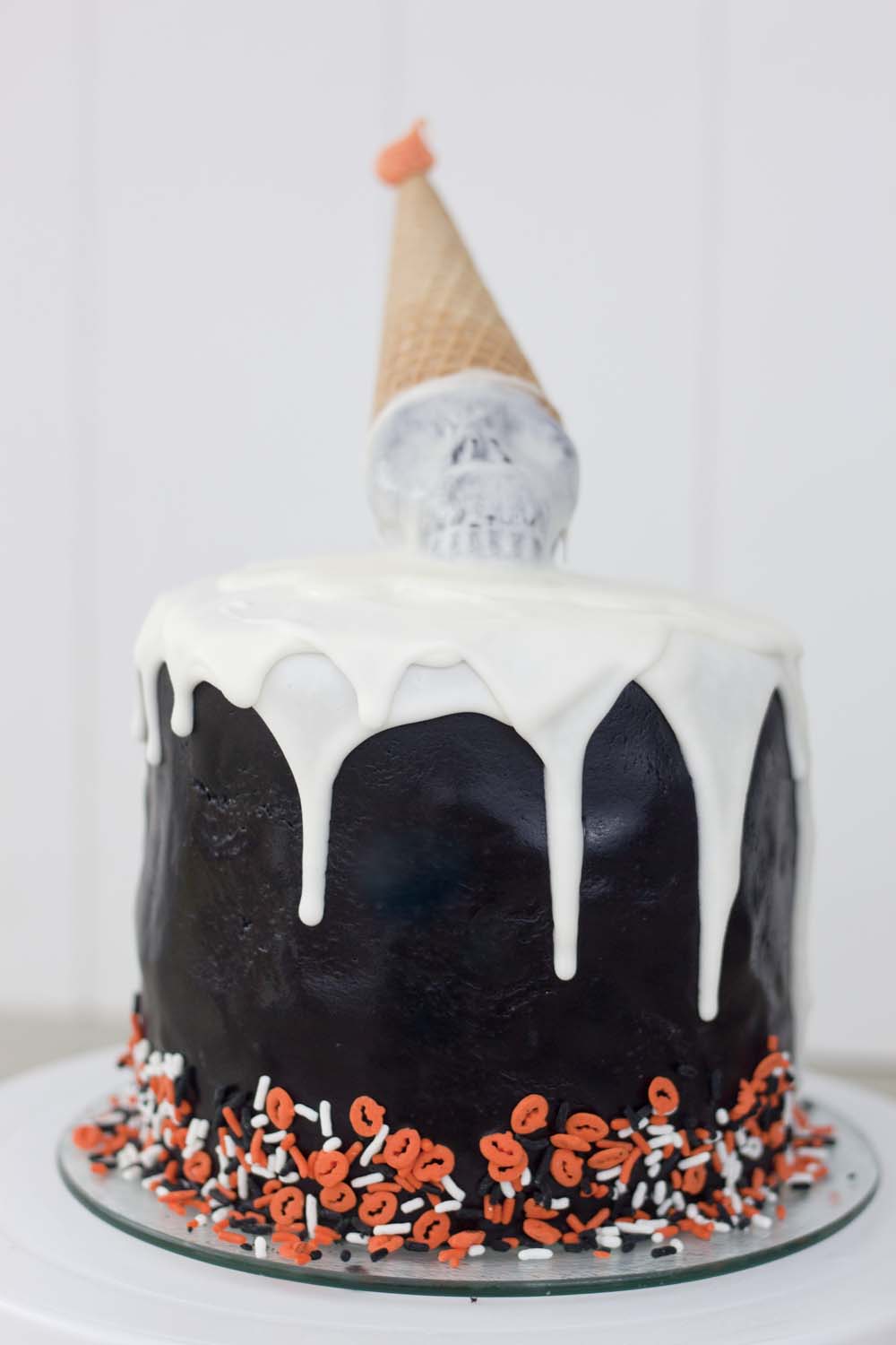 dripping ice cream cake skull skeleteon halloween cake1