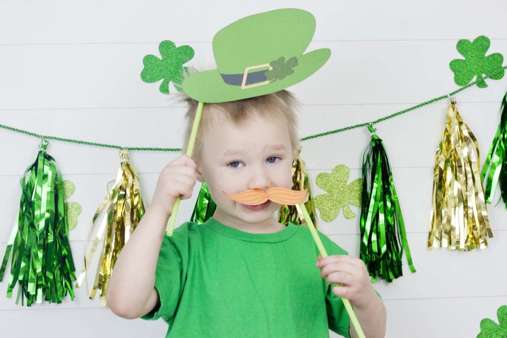 Free St. Patrick's Day Photobooth Printable With Quick and Easy ...