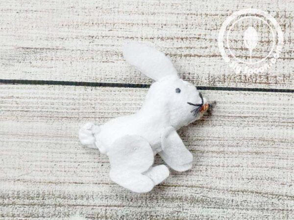 How to Hand Sew a Simple Felt Bunny Rabbit - Free Printable Pattern ...