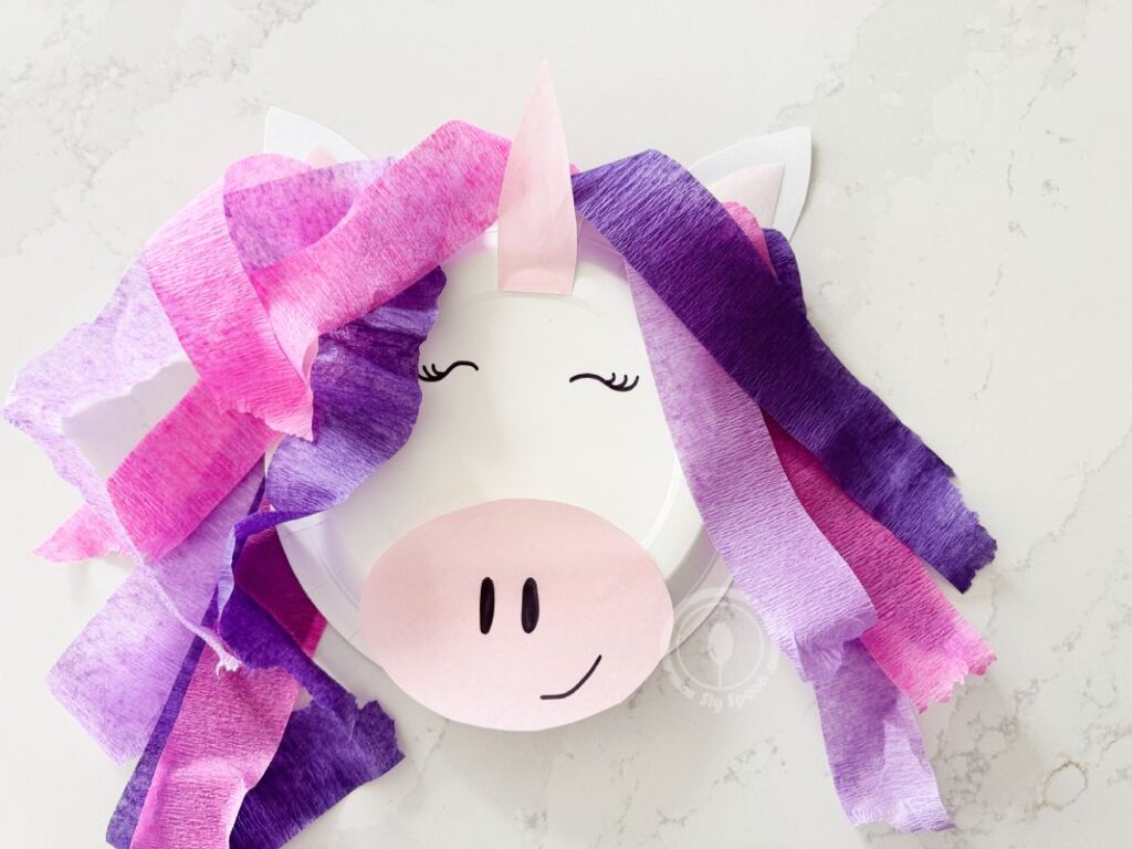 Letter U is for Unicorn Paper Plate Craft idea for preschoolers and kindergarteners learning Letter U