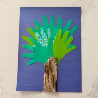 Traced Hand Tree Craft