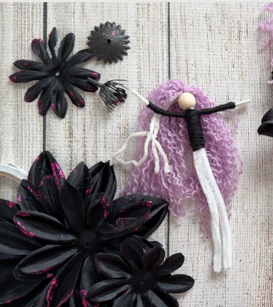 Easy Dollar Tree Halloween Craft Make a Witch tutorial - Making the Skirt